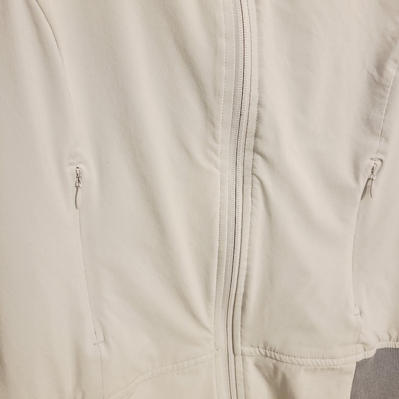 Athleta | Women's Gray Two Tone Full Zipper Lightweight Jacket (Size Medium) - Picture 7 of 13